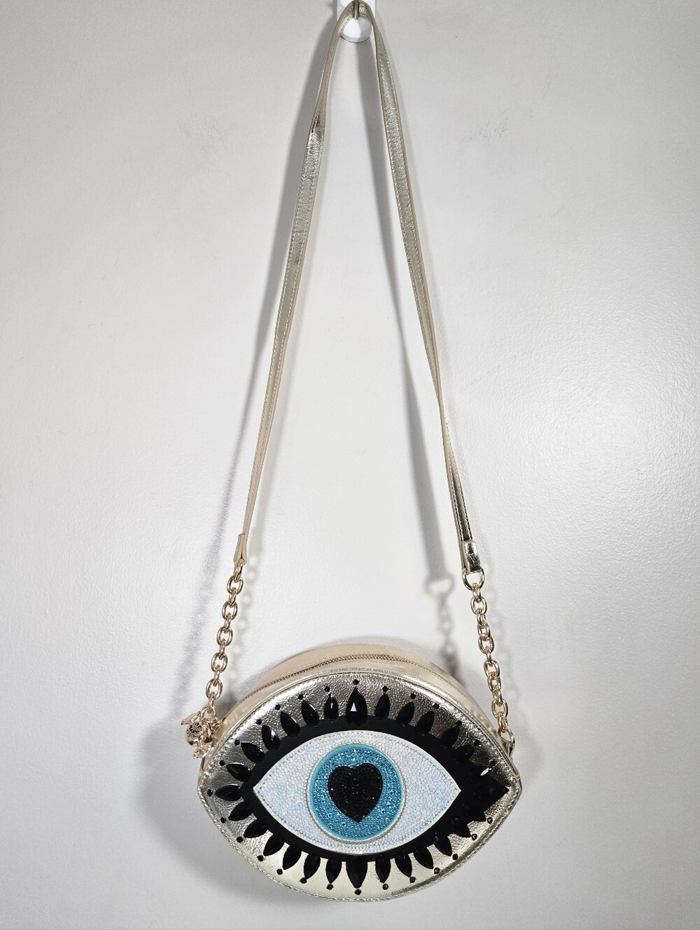 🔥FINAL💲⬇️💛🧿💛 Betsey Johnson Women's Eyes Have It Gold Crossbody, OS ~ VGUC - Picture 3 of 16